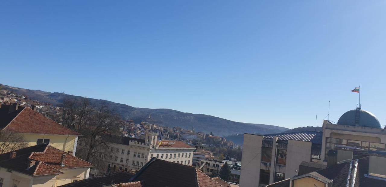 Hotel Priyateli - Friends à Veliko Tarnovo Extérieur photo