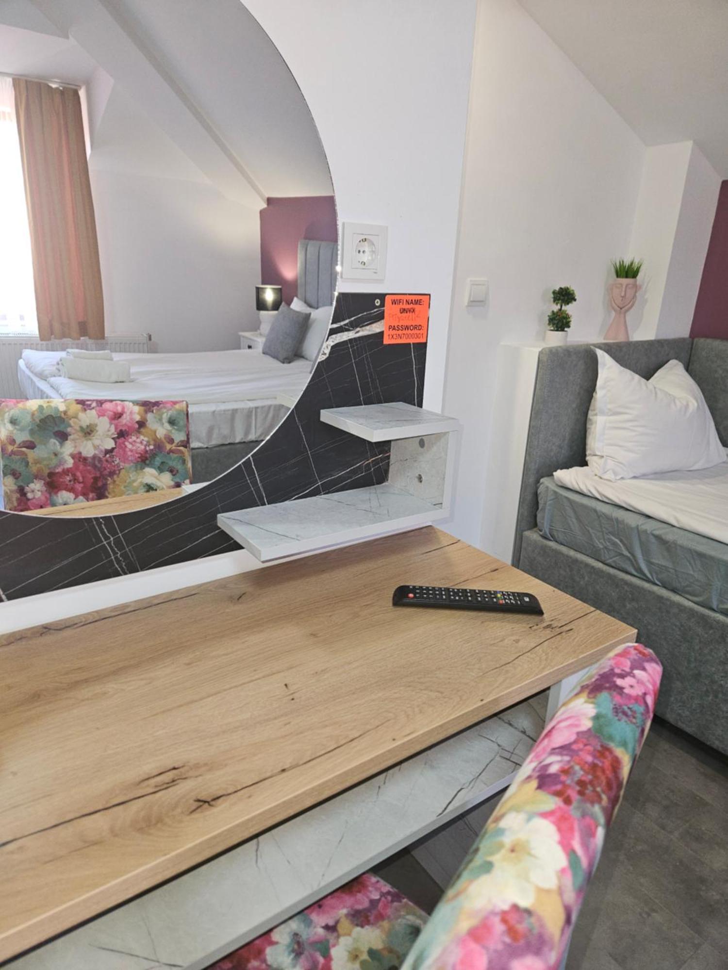 Hotel Priyateli - Friends à Veliko Tarnovo Extérieur photo