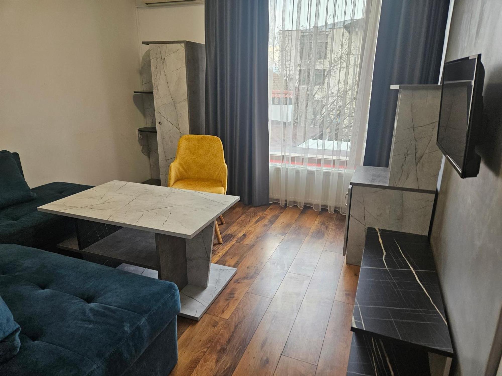 Hotel Priyateli - Friends à Veliko Tarnovo Extérieur photo